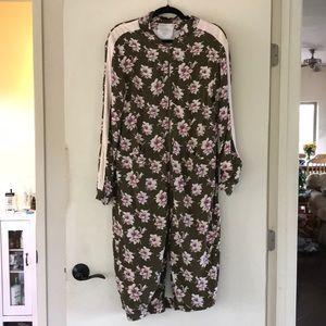 Brand new, no tags. Acacia swimwear jacket small.